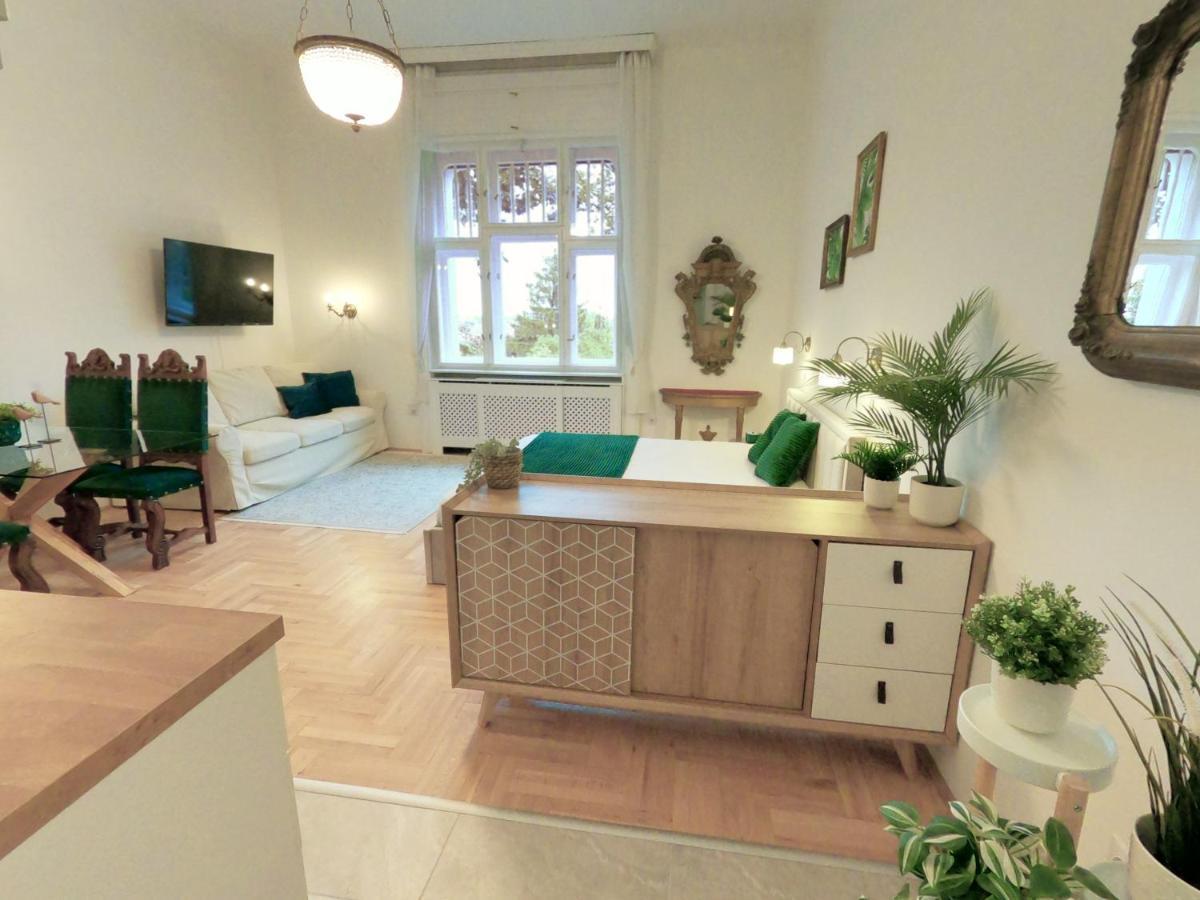 Green Hill Apartment 布达佩斯 外观 照片